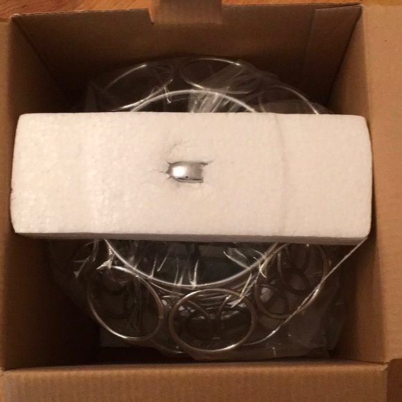 NWT, KEURIG GOURMET SINGLE CUP STAND. PRODUCTS NOT INCLUDED. STAINLESS STEEL . - Picture 9 of 10